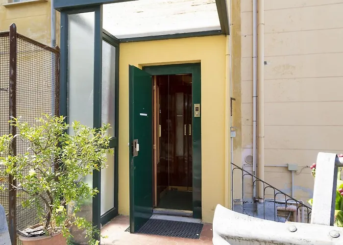 A Montuoro By Wonderful Italy Apartman *